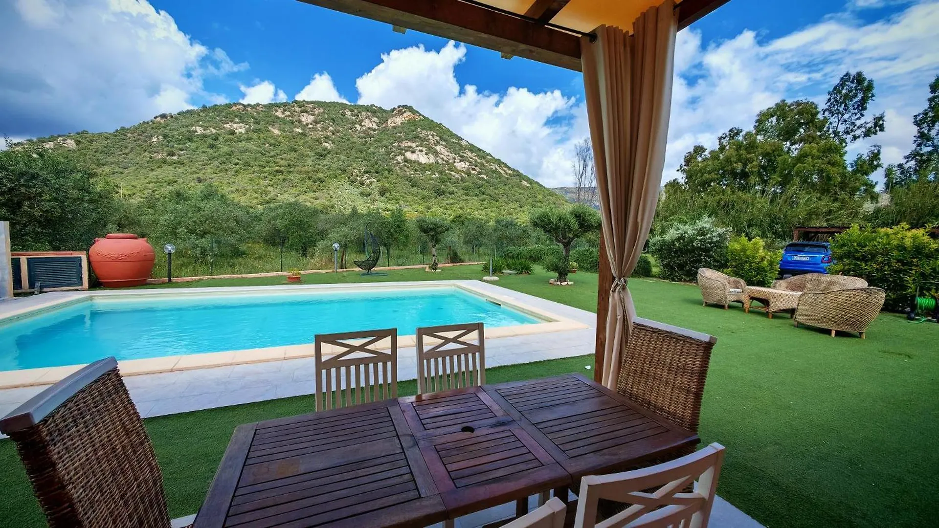 Villa Paola San Teodoro Con Piscina Privata Lu Lioni Italia